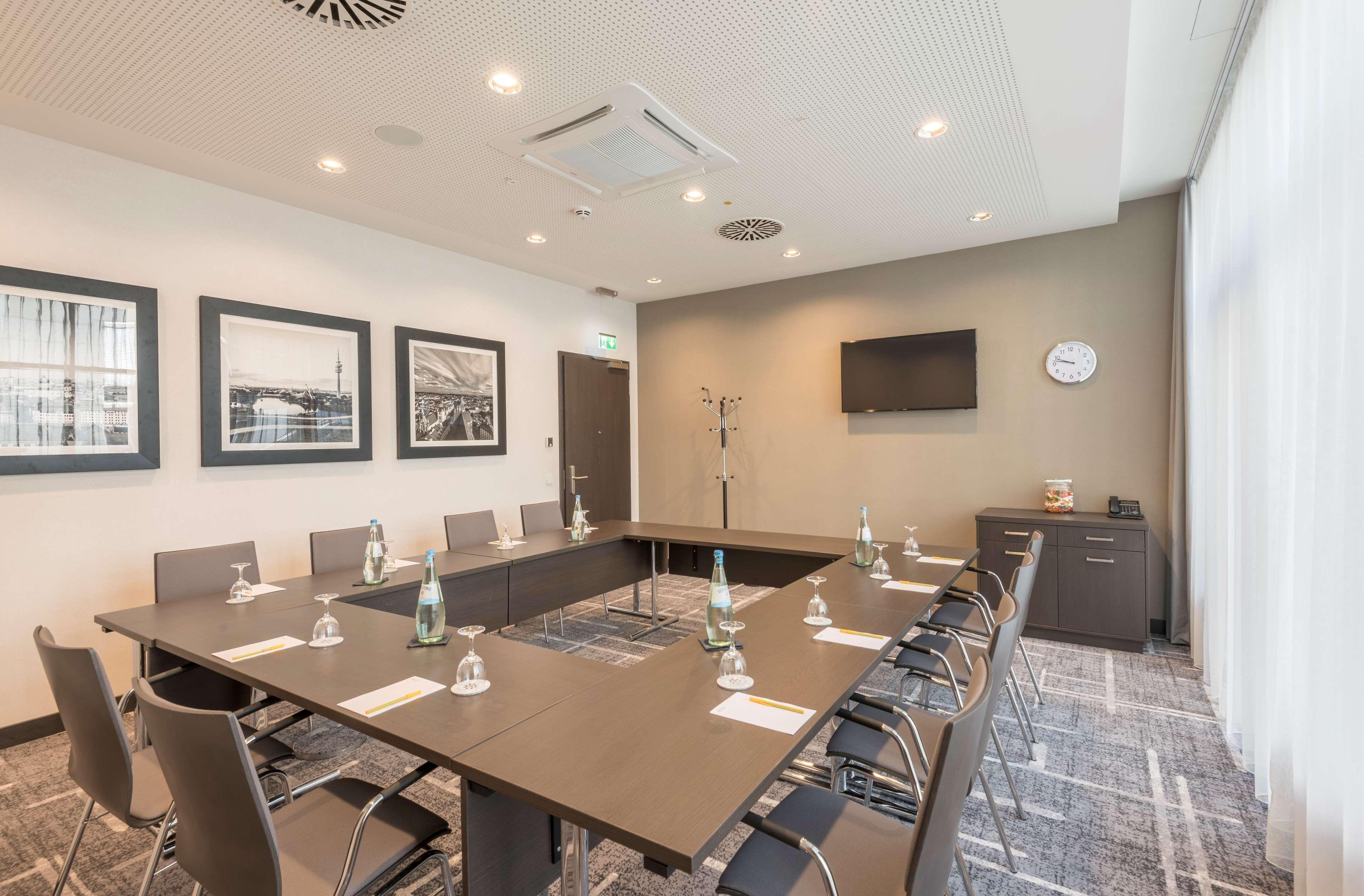 Hilton Garden Inn Munich City West Zewnętrze zdjęcie