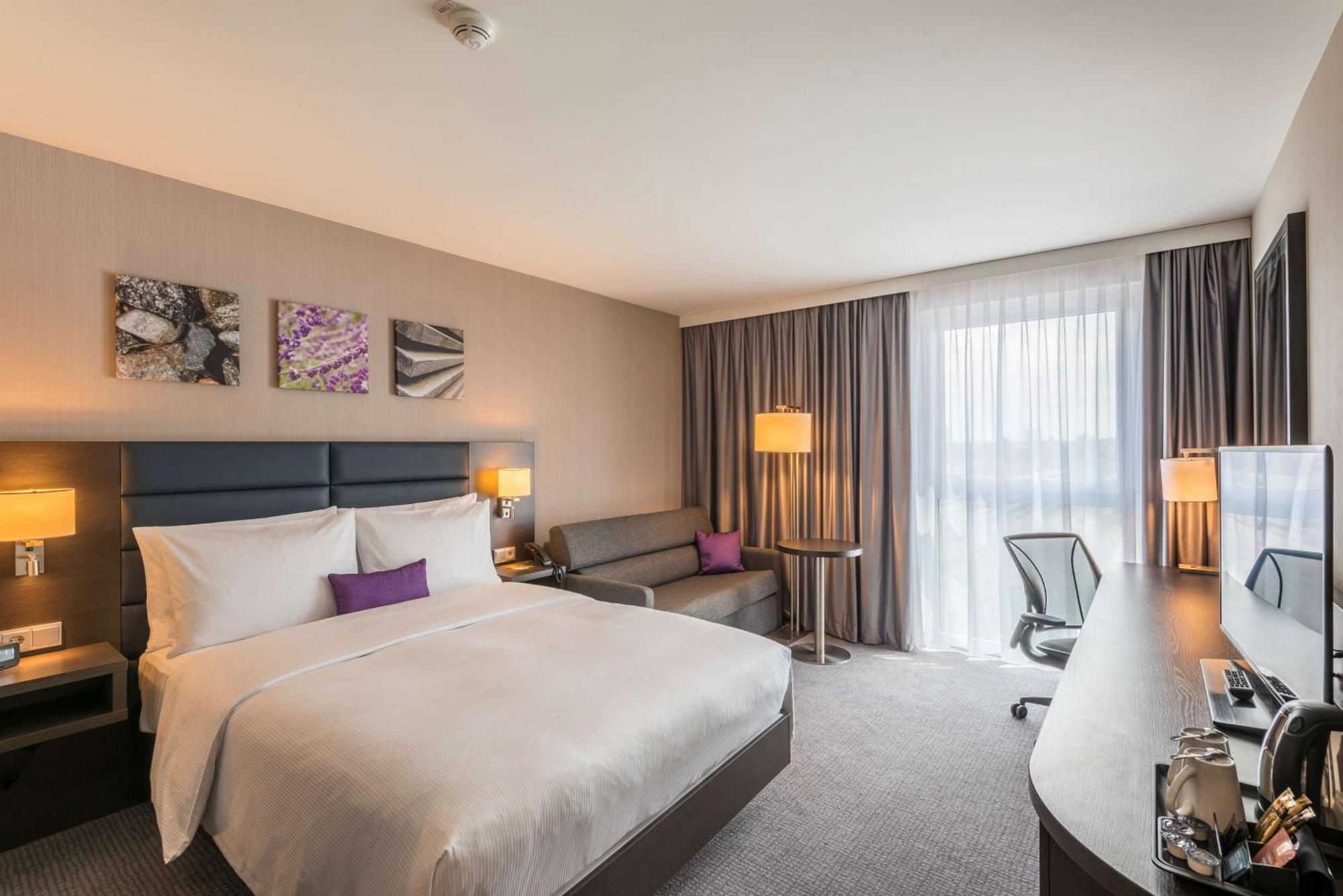 Hilton Garden Inn Munich City West Zewnętrze zdjęcie